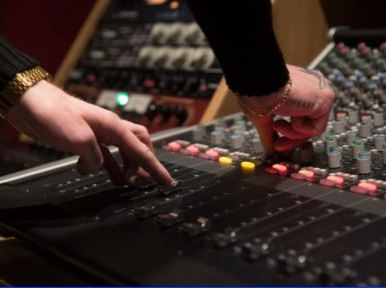 British and Irish Institute of Modern Music (BIMM)-Universitate-in-UK-IntegralEdu-studii-in-strainatate