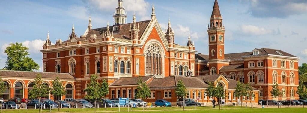 Tabără la Dulwich College- Career Discovery for Juniors
