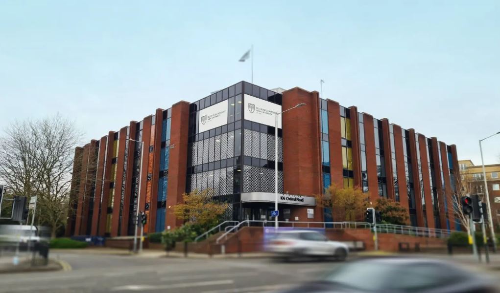 Buckinghamshire New University