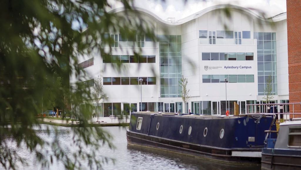 Buckinghamshire New University