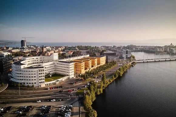 Jonkoping University