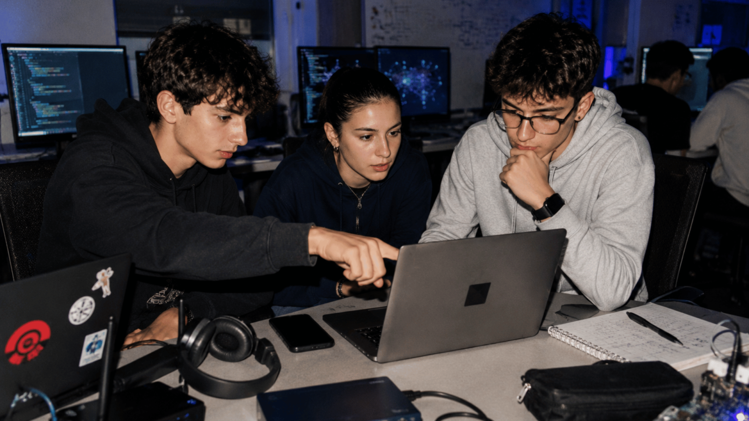 Facultatea de Cybersecurity – De ce este una dintre cele mai bune alegeri pentru viitor